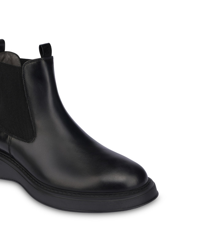 James Chelsea Boot in Calfskin Photo 5 James Chelsea Boot in Calfskin Photo 5