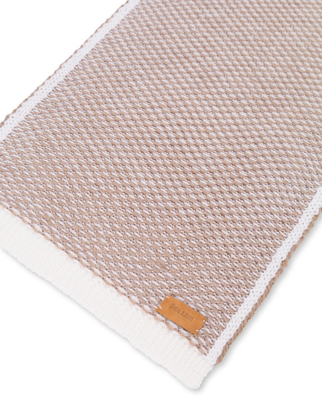 Wollschal mit kontrastierendem All-Over-Logo. Photo 3