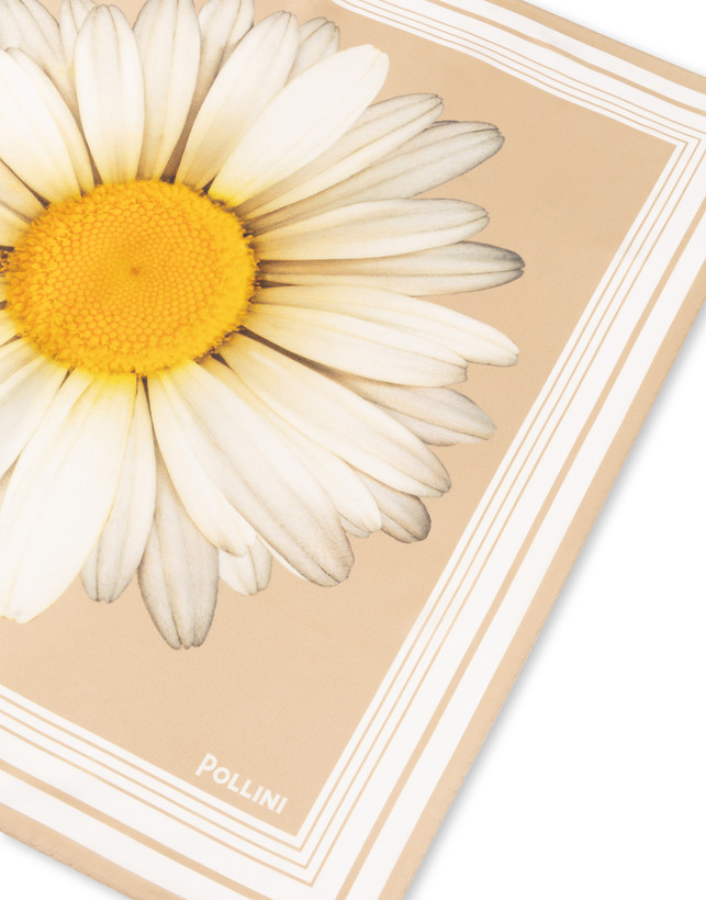 Foulard In Seta Con Stampa margherita over Photo 3