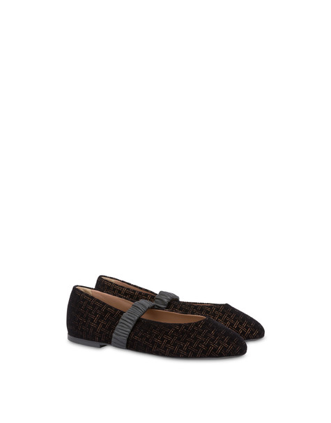 Ballerina Black