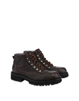Mid Budapest Boot in Wool Fabric and Tumbled Calfskin with Deerskin Pattern Photo 2