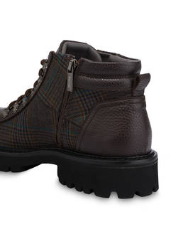 Mid Budapest Boot in Wool Fabric and Tumbled Calfskin with Deerskin Pattern Photo 5