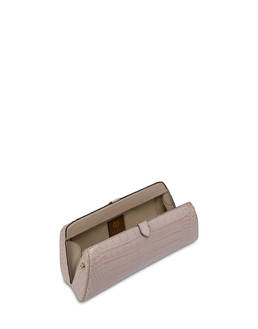 Shell clutch bag in crocodile print calfskin Photo 3